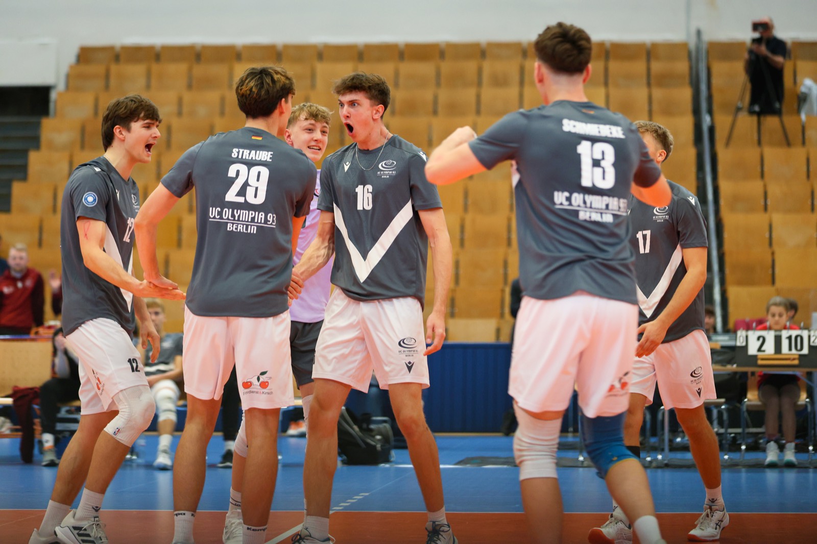 VCO Berlin Angriff im Spiel gegen SVG